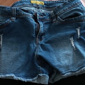 YMI (Wanna Betta Butt) shorts